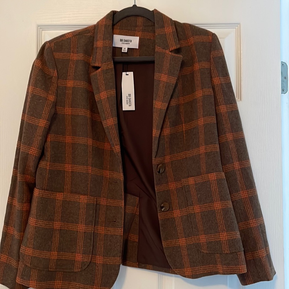 BB Dakota, size M, blazer.